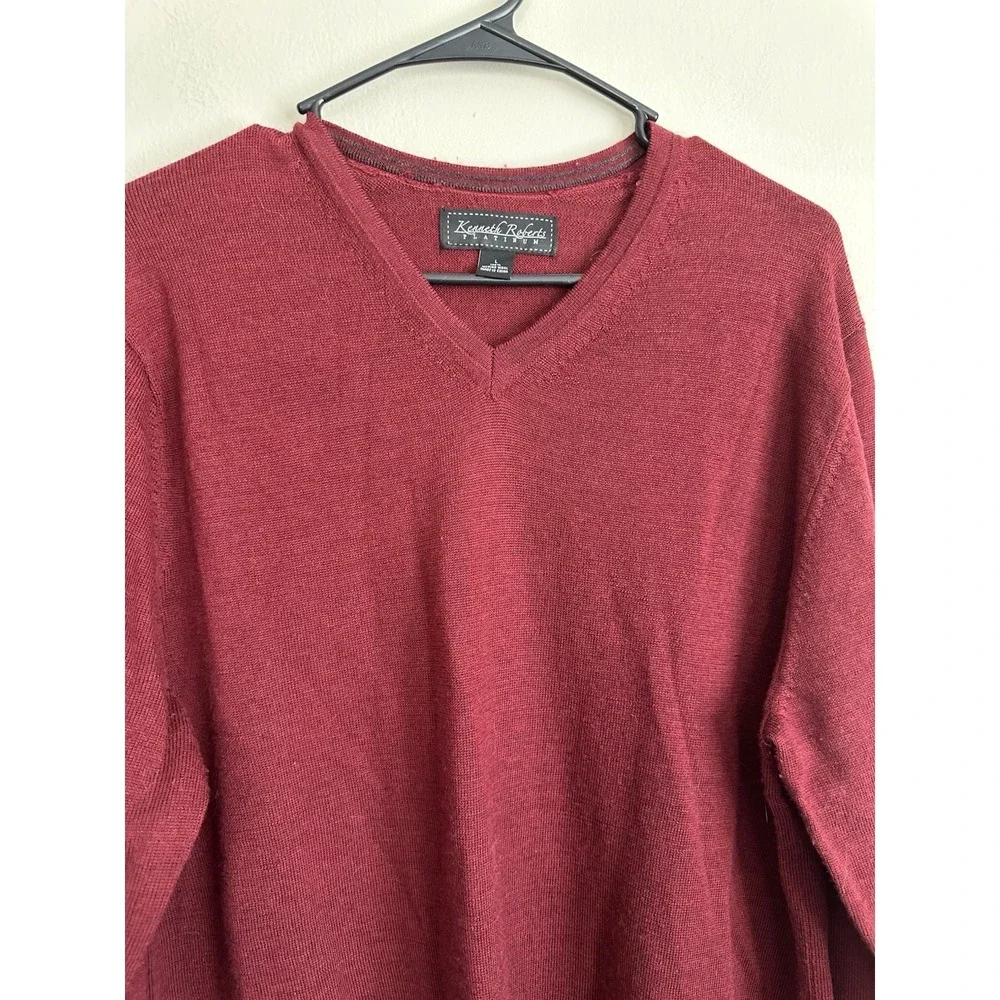 Kenneth Roberts LARGE 100% Merino Wool Sweater Red V Neck Pullover‎